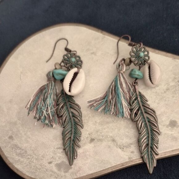 💲6️⃣ Bundled ✔️Feather Earrings Turquoise Fringe 2" Dangle Drop  Bronze Jewelry - Picture 1 of 9